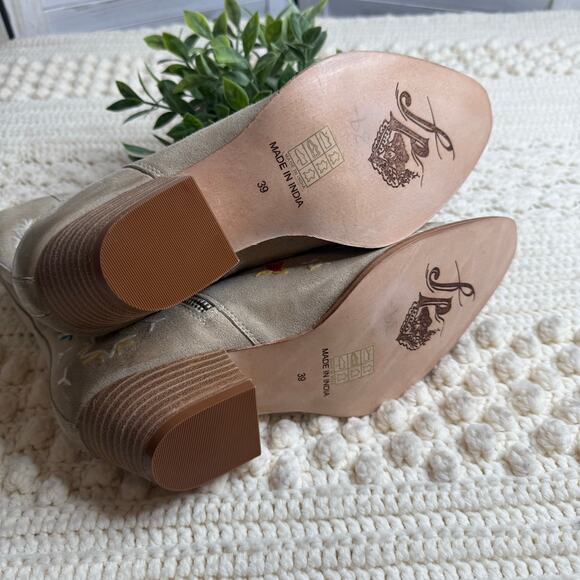 NEW FREE PEOPLE Women's 39 US 8.5 Bowers Embroidered Boot Cowgirl Festival Boho - Picture 11 of 16